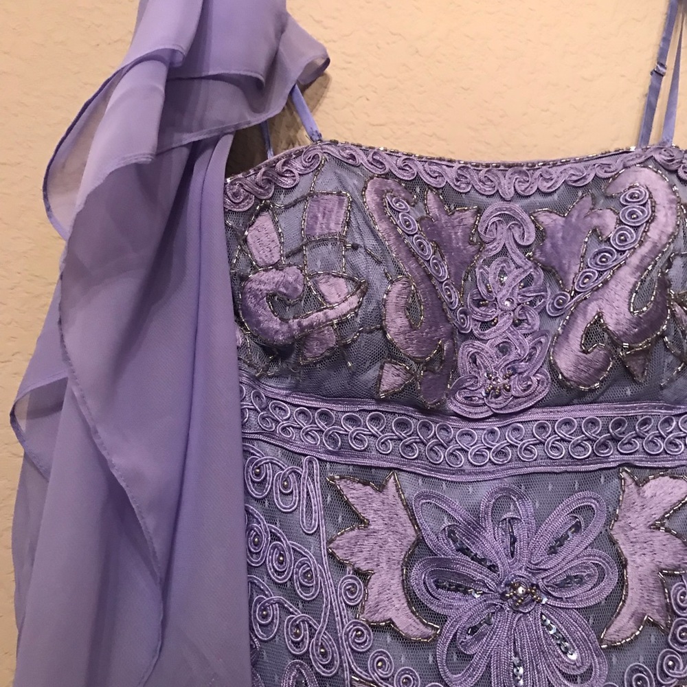 Dress - Picture 2 of 3